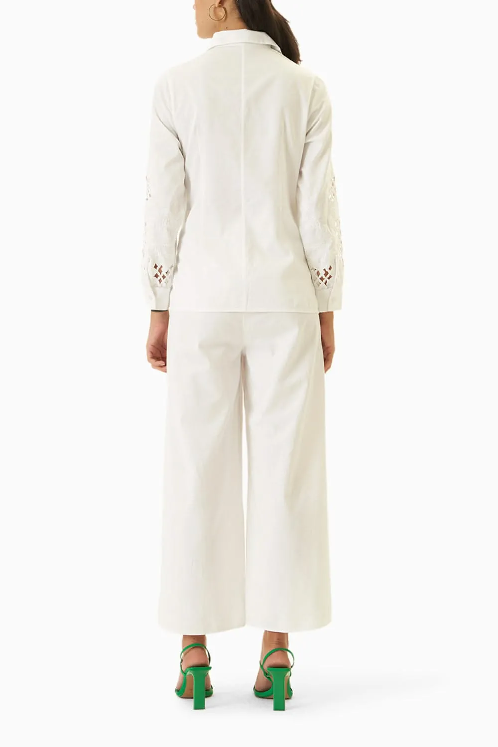 Cutwork White Cuff Set