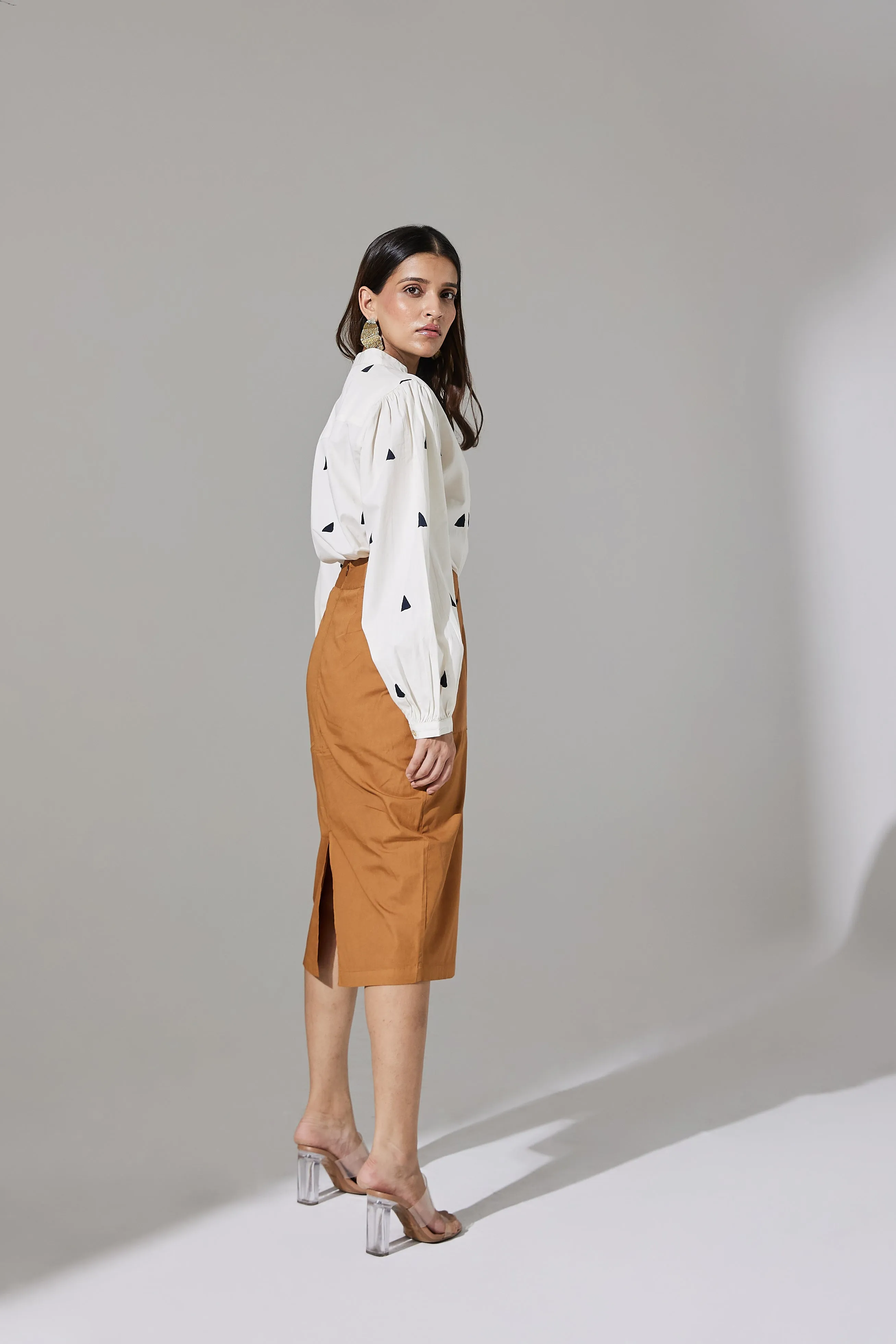 TAN PENCIL SKIRT