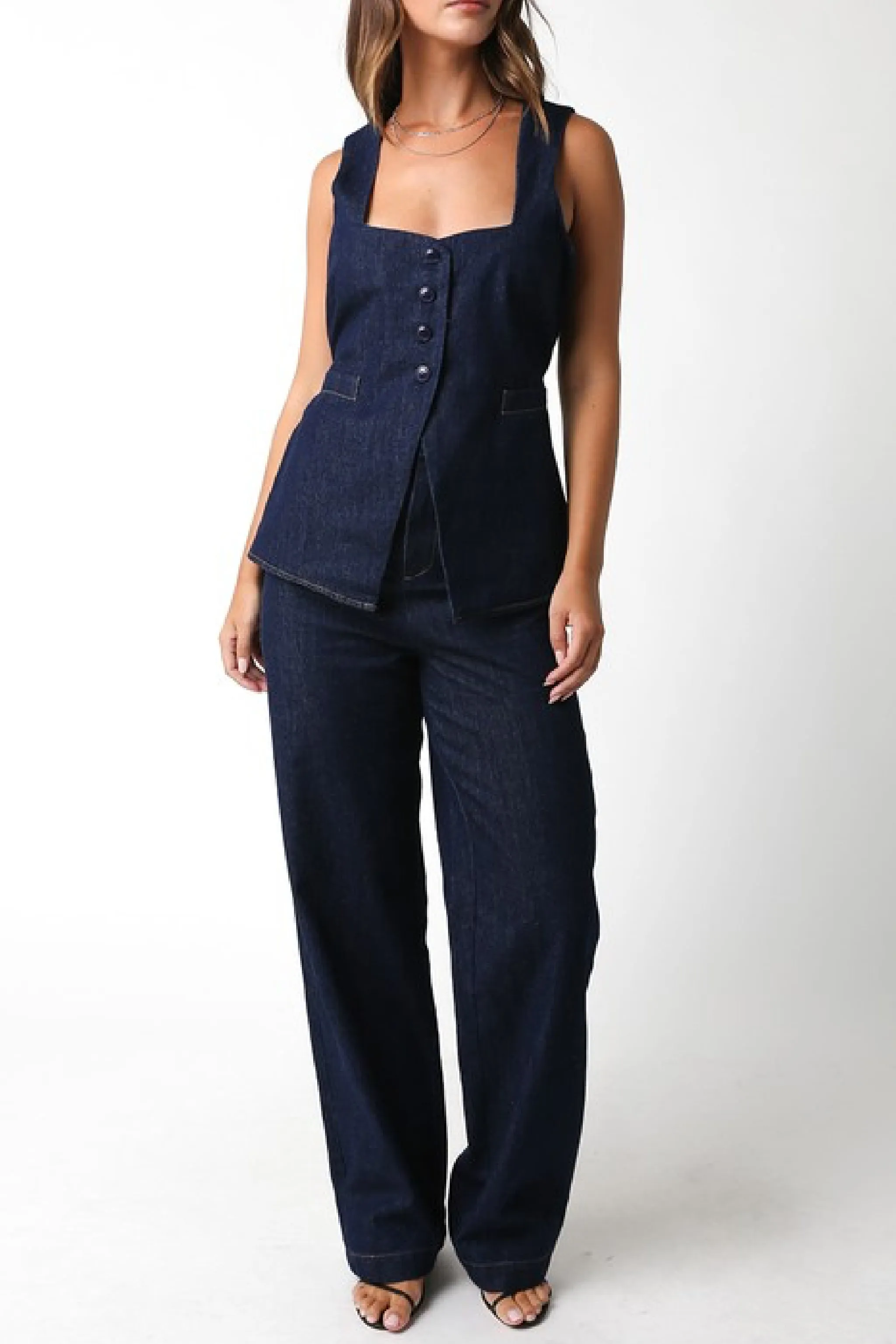 Waitlist 10/30 ♥ Leanna Sleeveless Partial Button Down Denim Top Dark Wash